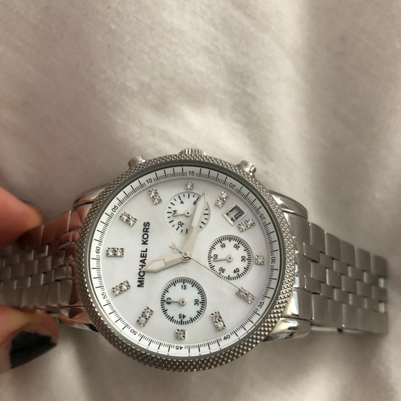 Michael Kors Stainless Steel Watch MK - 5020 - Picture 3 of 4